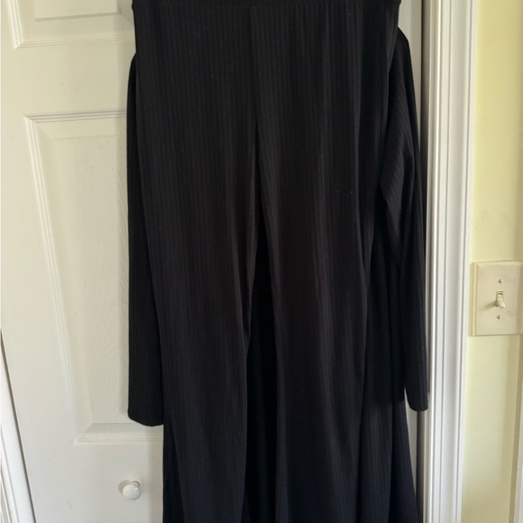 Black Ribbed Long Sleeve Cardigan and Top Set - Picture 2 of 5